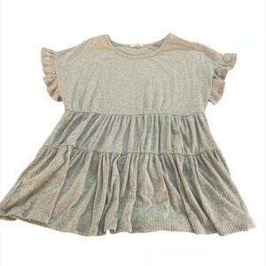MI AMI Gray Peplum Short Sleeve Shirt Size Medium EUC #M-038